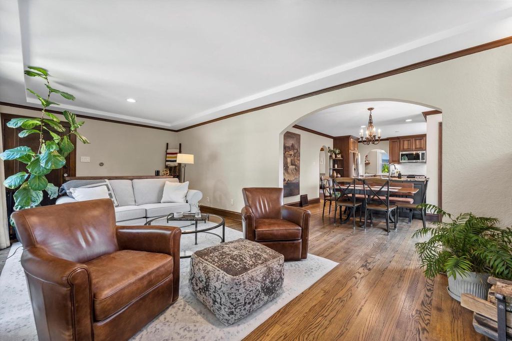 Photo of 2648 Lefeber AVENUE, Wauwatosa, WI 53213 (MLS # 1963137)