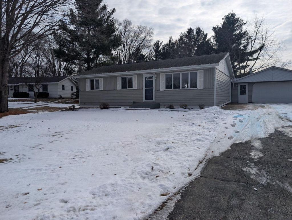 Photo of W8321 Homestead PLACE, Onalaska, WI 54650 (MLS # 1950218)