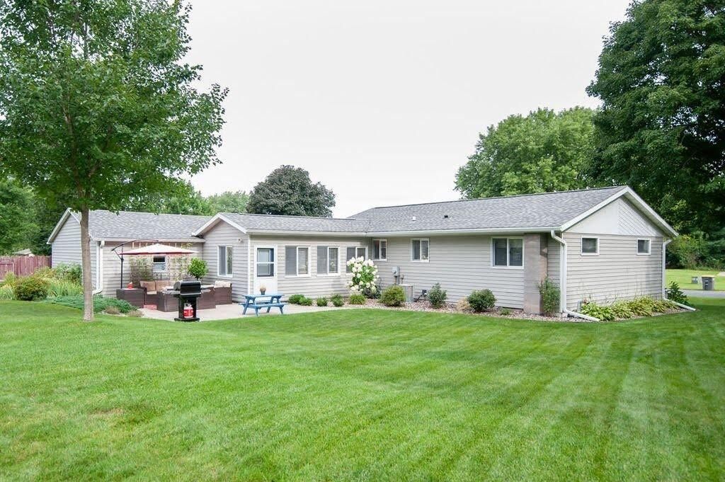 Photo of W8321 Homestead PLACE, Onalaska, WI 54650 (MLS # 1950218)