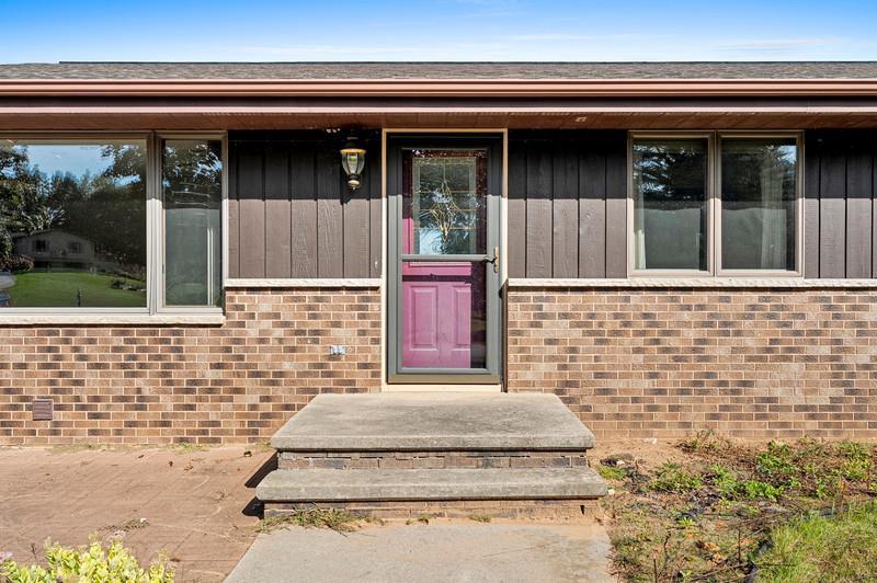 Photo of W8136 Sandy LANE, Hortonville, WI 54944 (MLS # 50333813)