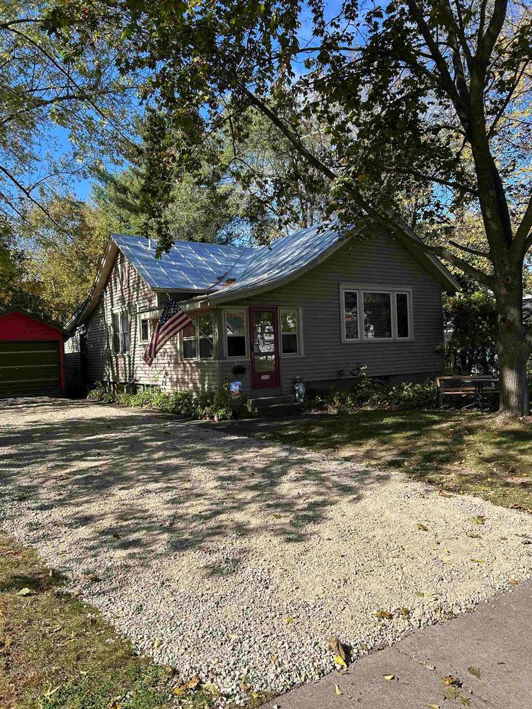 Photo of 205 N Harrison STREET, Waupaca, WI 54981 (MLS # 50334476)