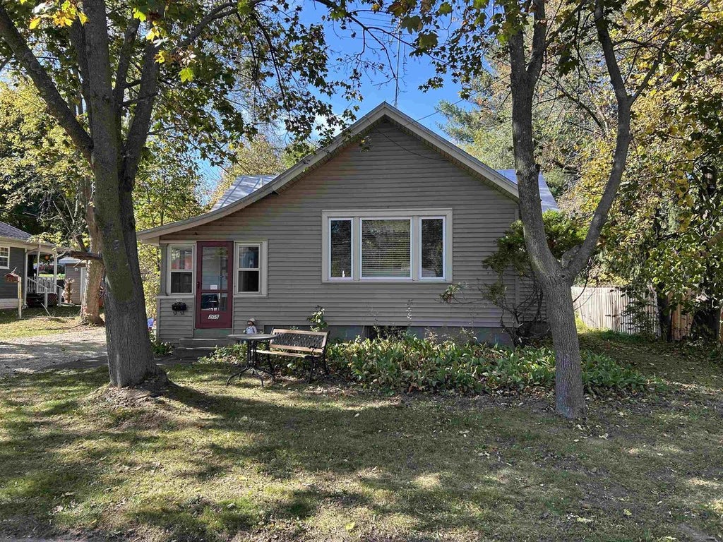 Photo of 205 N Harrison STREET, Waupaca, WI 54981 (MLS # 50334476)