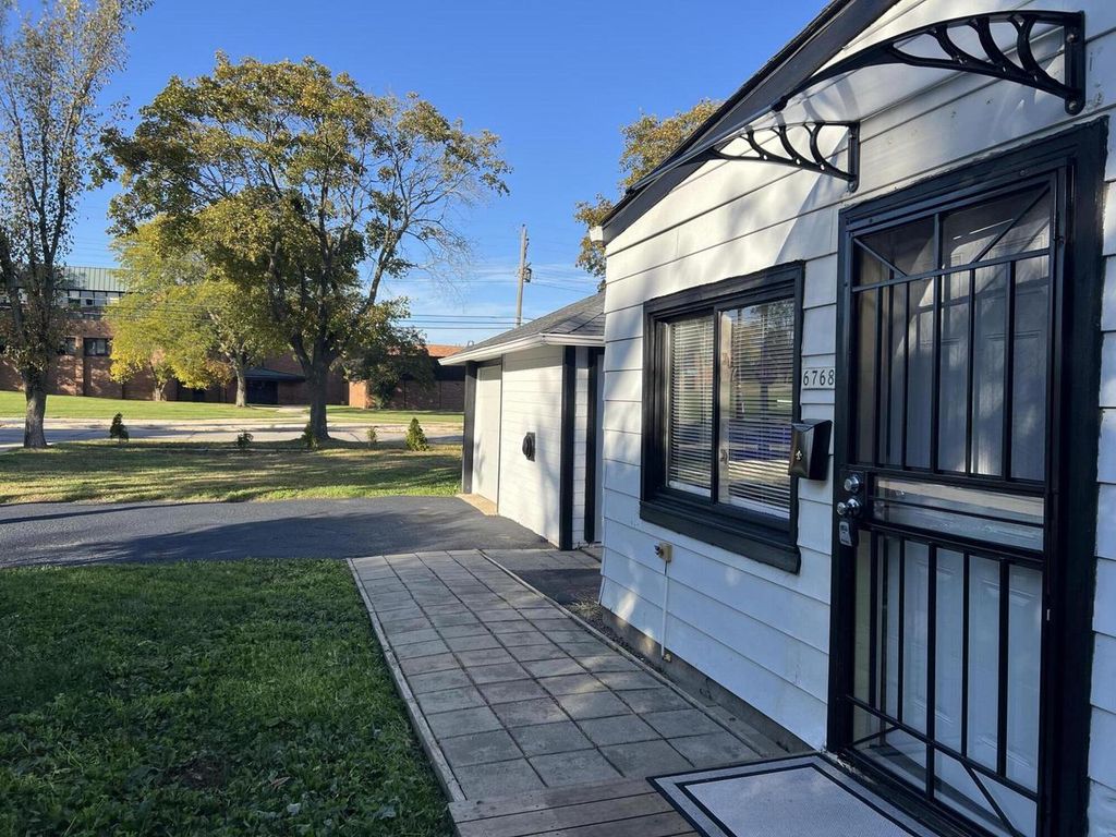 Photo of 6768 N 52nd STREET, Milwaukee, WI 53223 (MLS # 1940755)