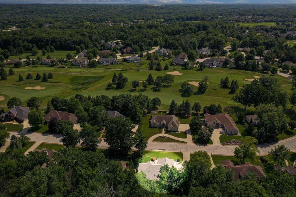 Photo of 1184 Pleasant Valley DRIVE, Oneida, WI 54155 (MLS # 50329987)
