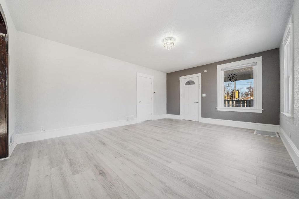 Photo of 1303 W Prospect AVENUE, Appleton, WI 54914 (MLS # 50320784)