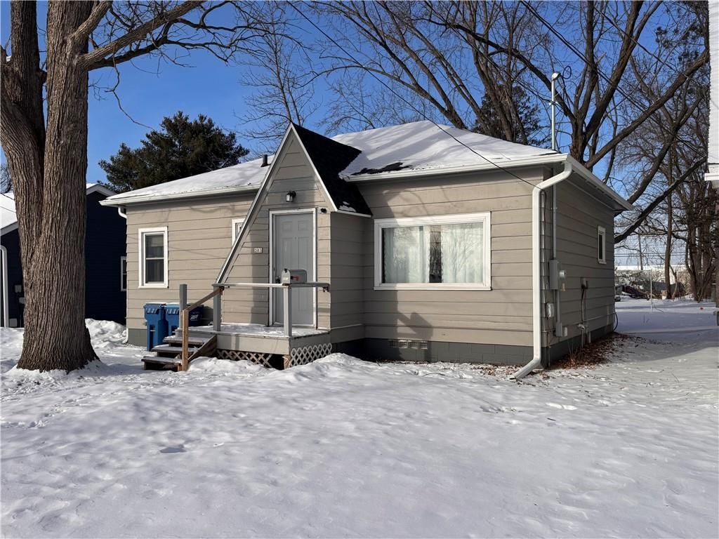 Photo of 303 E Gates STREET, Rice Lake, WI 54868 (MLS # 1597974)