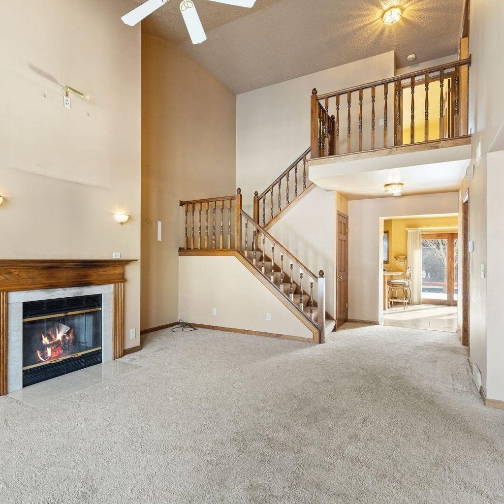 Photo of S75W17601 Harbor CIRCLE, Muskego, WI 53150 (MLS # 1946200)