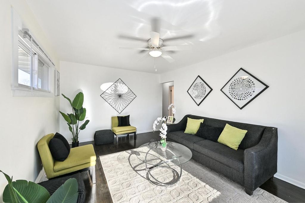 Photo of 7218 W Carmen AVENUE, Milwaukee, WI 53218 (MLS # 1947469)