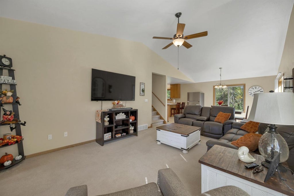 Photo of 350 Tony LANE, Green Bay, WI 54303 (MLS # 50333447)