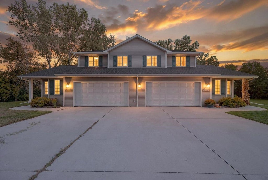 Photo of 350 Tony LANE, Green Bay, WI 54303 (MLS # 50333447)