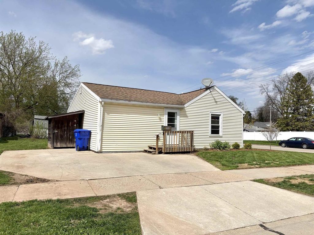 Photo of 326 E Wilson AVENUE, Appleton, WI 54915 (MLS # 50324815)