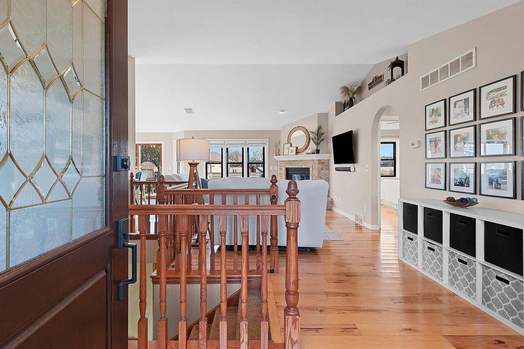 Photo of 3476 Nicolet DRIVE, Green Bay, WI 54311 (MLS # 50318143)