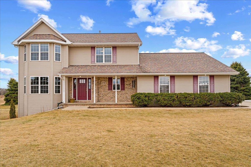 Photo of 5772 Blahnik ROAD, Denmark, WI 54208 (MLS # 50323142)