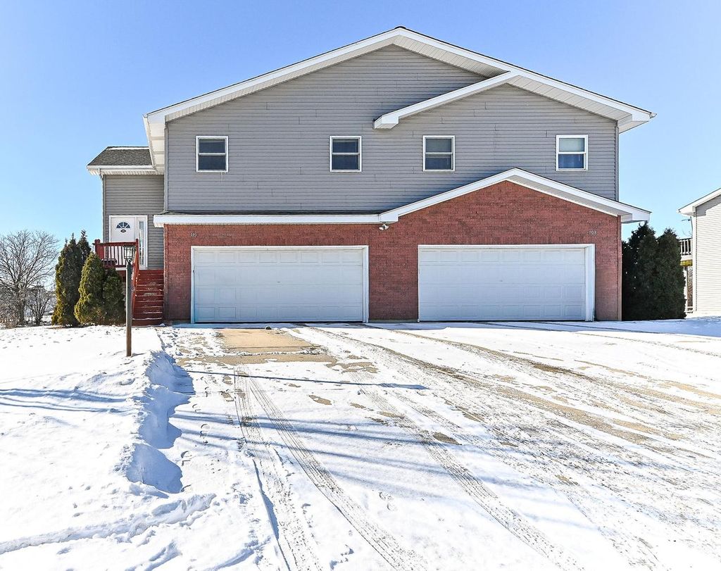 Photo of 910 Century WAY, Mount Pleasant, WI 53406 (MLS # 1950634)