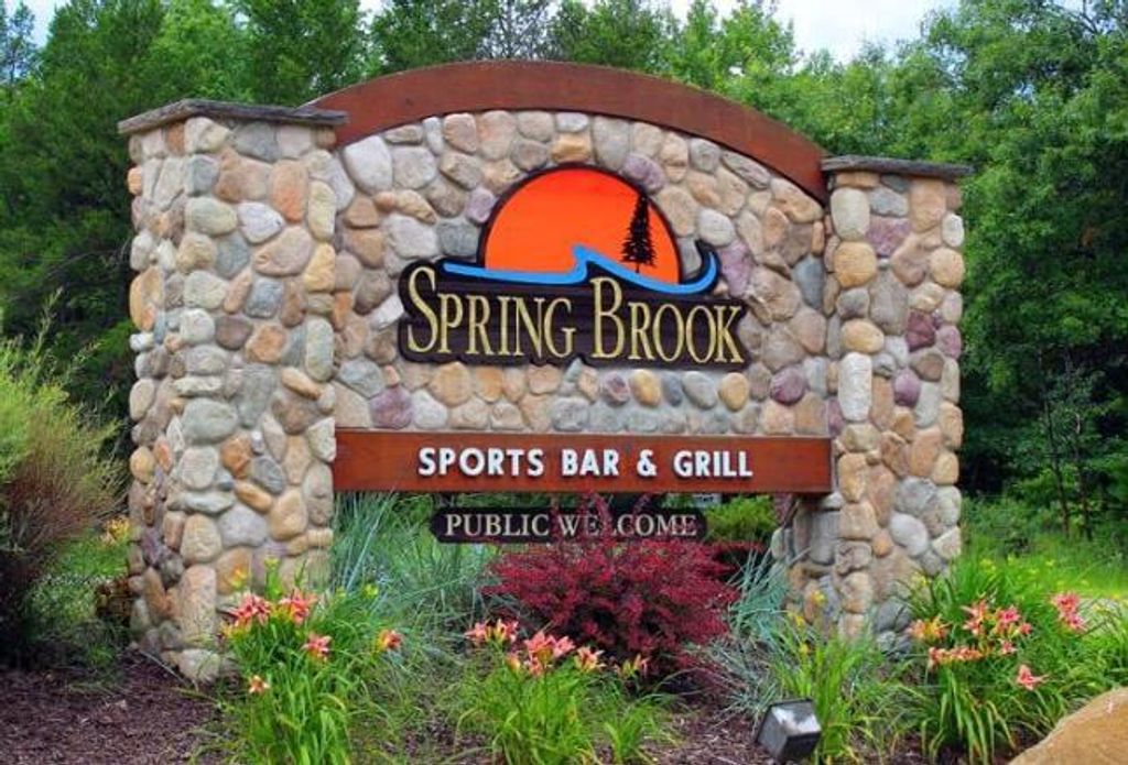 Photo of 103 Lake Shore DRIVE, Wisconsin Dells, WI 53965 (MLS # 2020368)