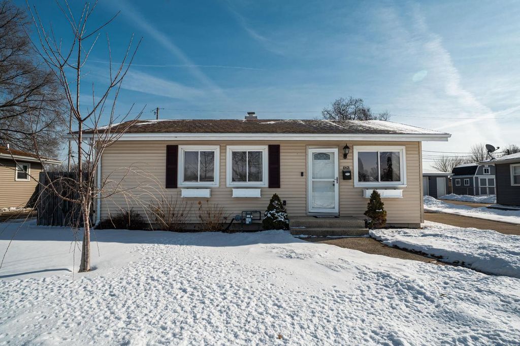 Photo of 8421 17th AVENUE, Kenosha, WI 53143 (MLS # 1949885)