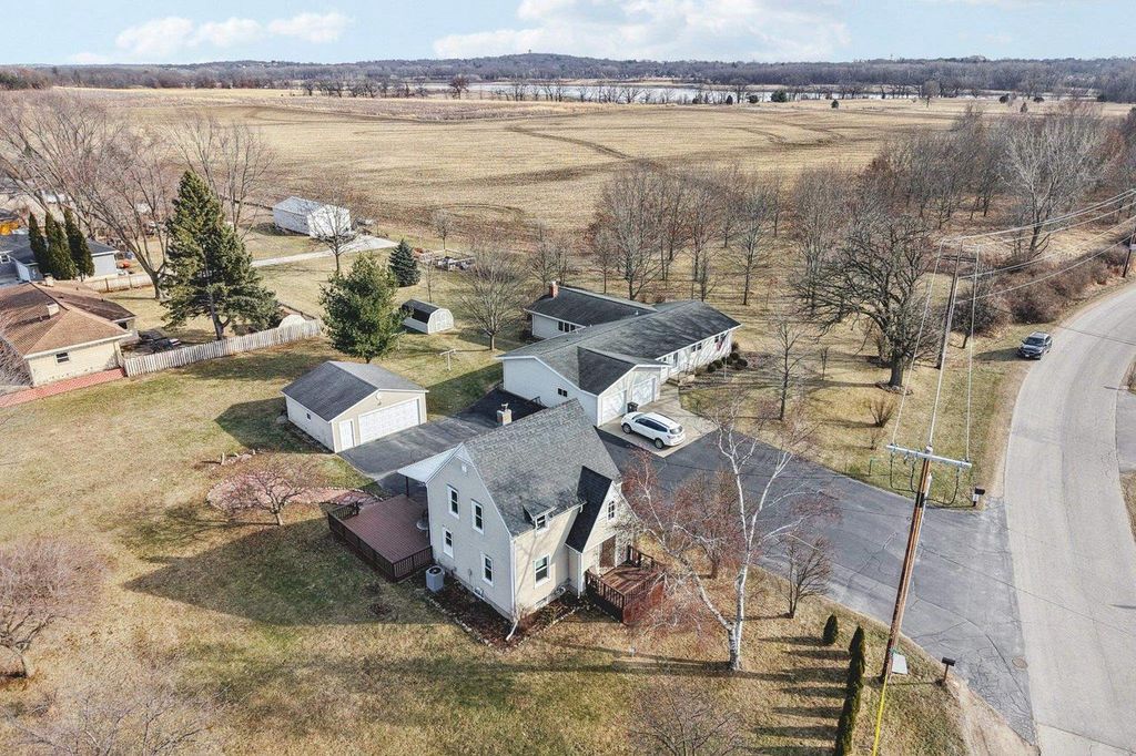 Photo of 5528 Catfish COURT, Waunakee, WI 53597 (MLS # 2017109)