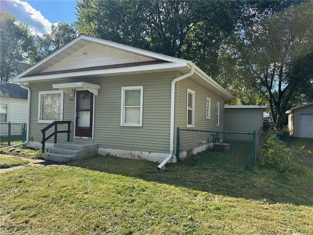 Photo of 2024 1st STREET, Eau Claire, WI 54703 (MLS # 1596266)