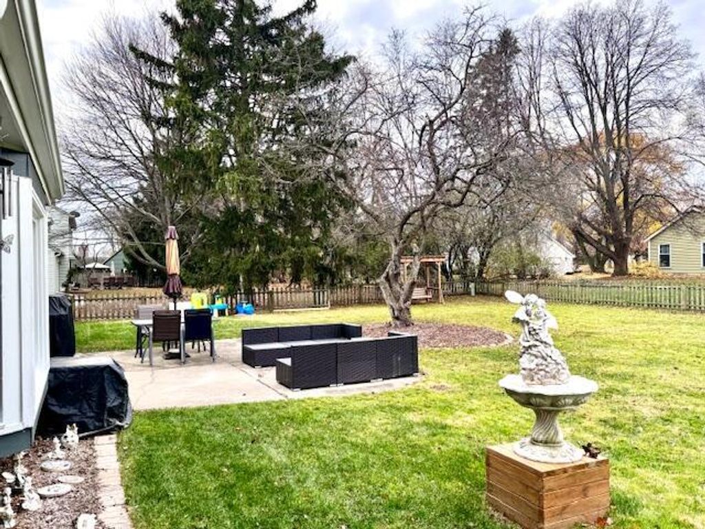 Photo of 2746 Manor AVENUE, Mount Pleasant, WI 53406 (MLS # 1938924)