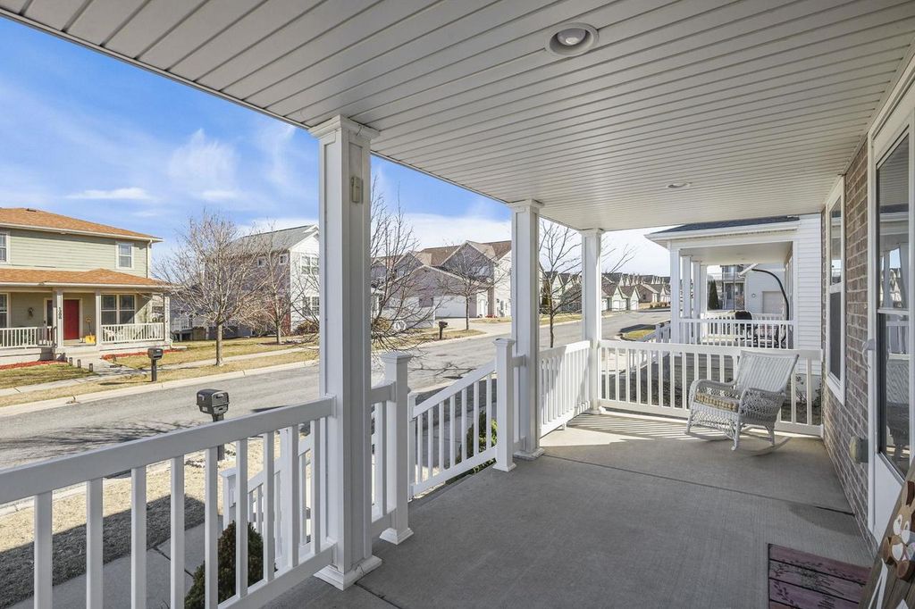 Photo of 1287 Independence WAY, Sun Prairie, WI 53590 (MLS # 2019197)