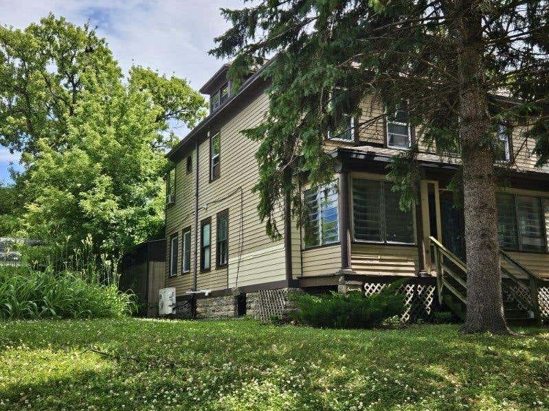Photo of 419 S van Buren STREET, Green Bay, WI 54301 (MLS # 50328227)
