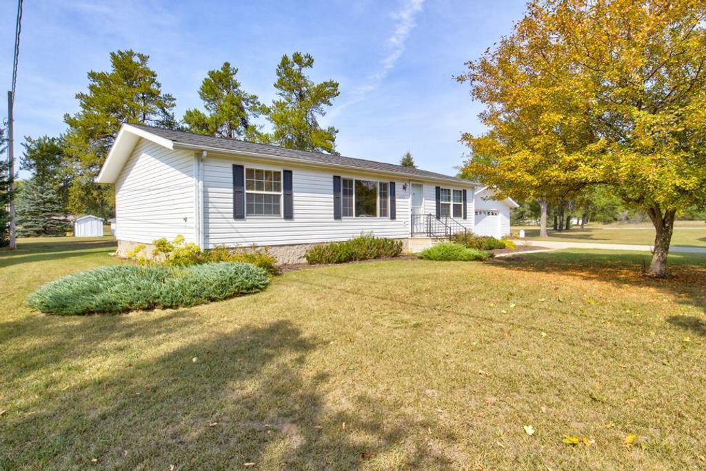 Photo of 1413 Fj STREET, Crivitz, WI 54114 (MLS # 50315458)