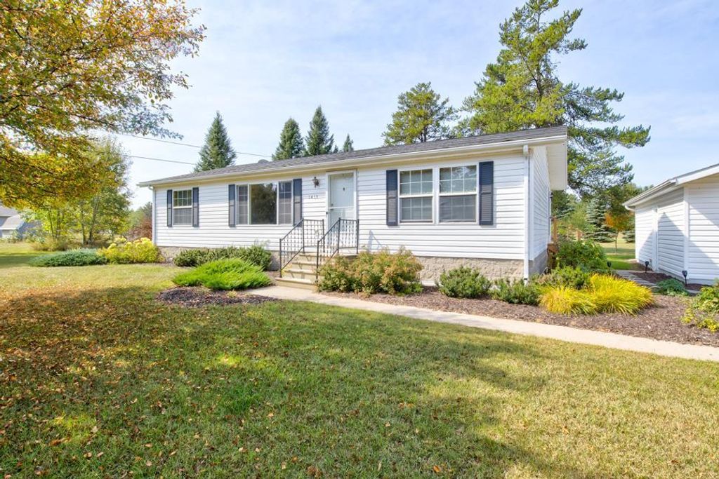 Photo of 1413 Fj STREET, Crivitz, WI 54114 (MLS # 50315458)
