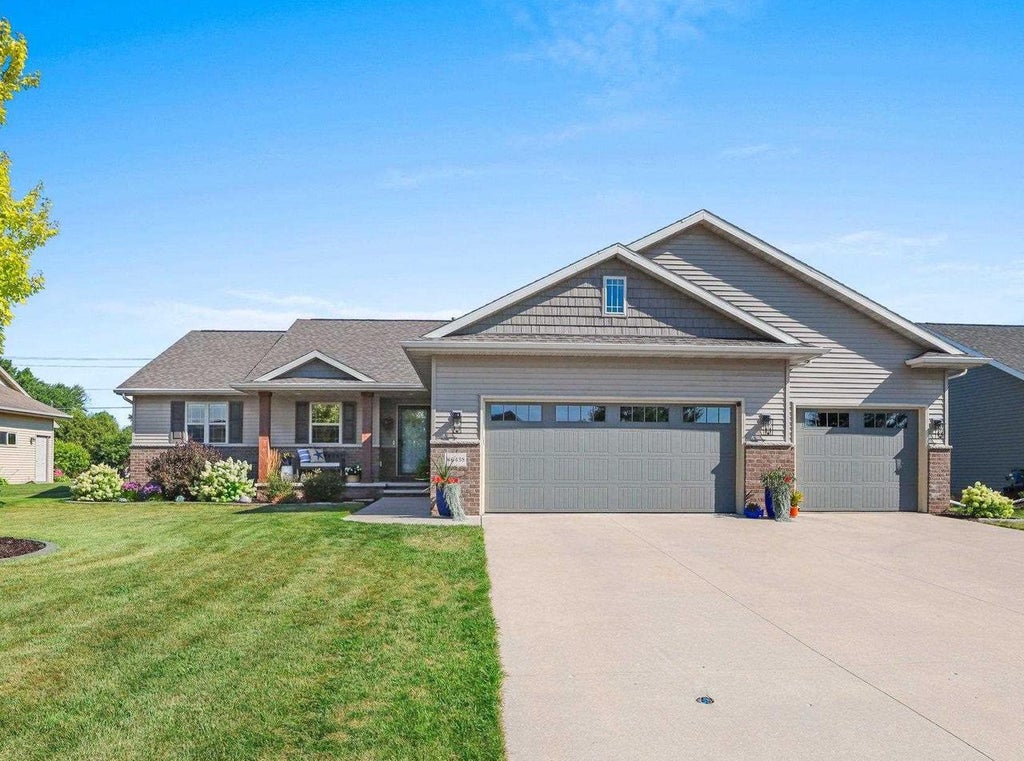Photo of W6438 Sawtooth STREET, Menasha, WI 54952 (MLS # 50331371)