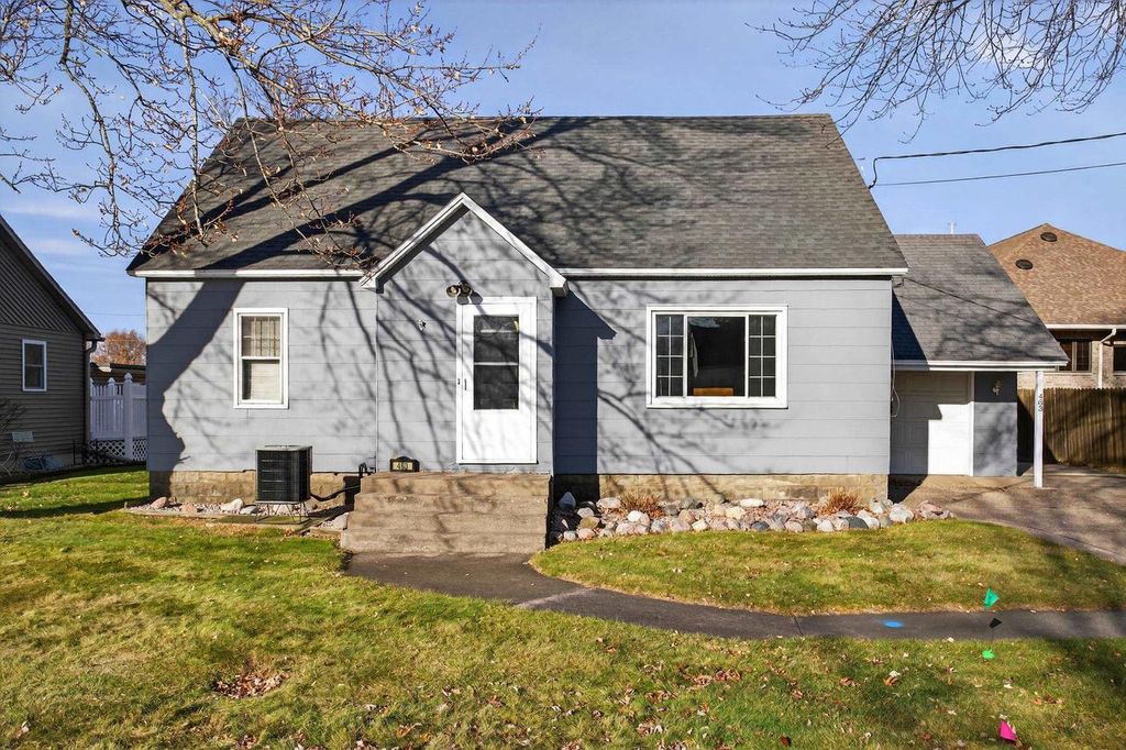 Photo of 463 Case AVENUE, Wisconsin Rapids, WI 54494 (MLS # 22505524)