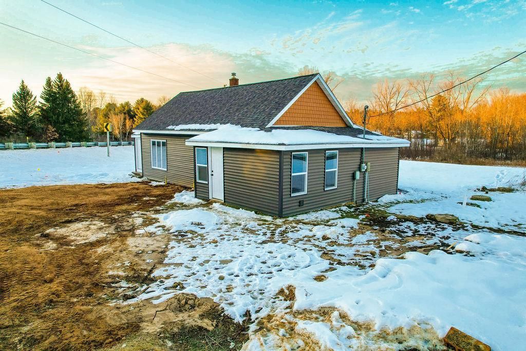 Photo of 3637 13th AVENUE, Wisconsin Dells, WI 53965 (MLS # 2013982)