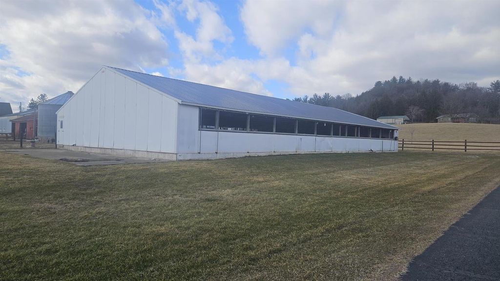 Photo of E10056 County C ROAD, North Freedom, WI 53951 (MLS # 2019063)