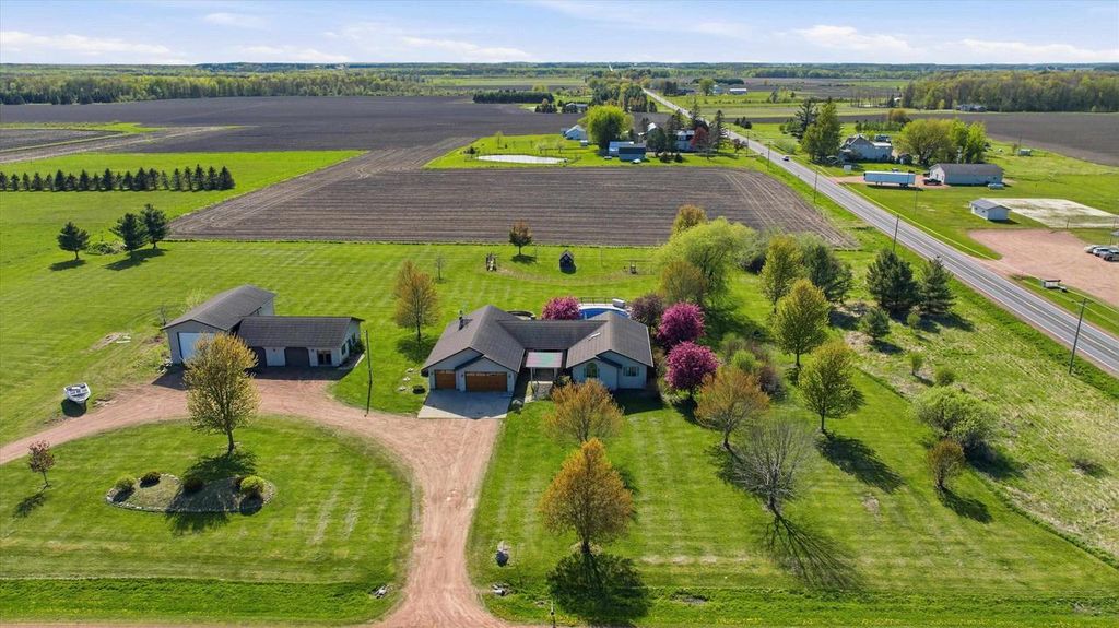 Photo of 207900 Abe Lincoln AVENUE, Marshfield, WI 54449 (MLS # 22602211)