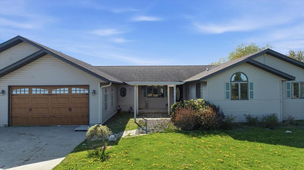 Photo of 207900 Abe Lincoln AVENUE, Marshfield, WI 54449 (MLS # 22602211)