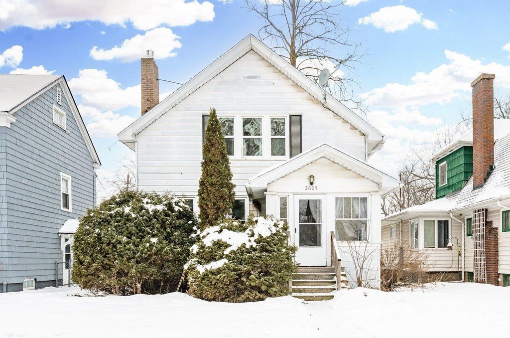 Photo of 2605 Ogden AVENUE, Superior, WI 54880 (MLS # 6123504)