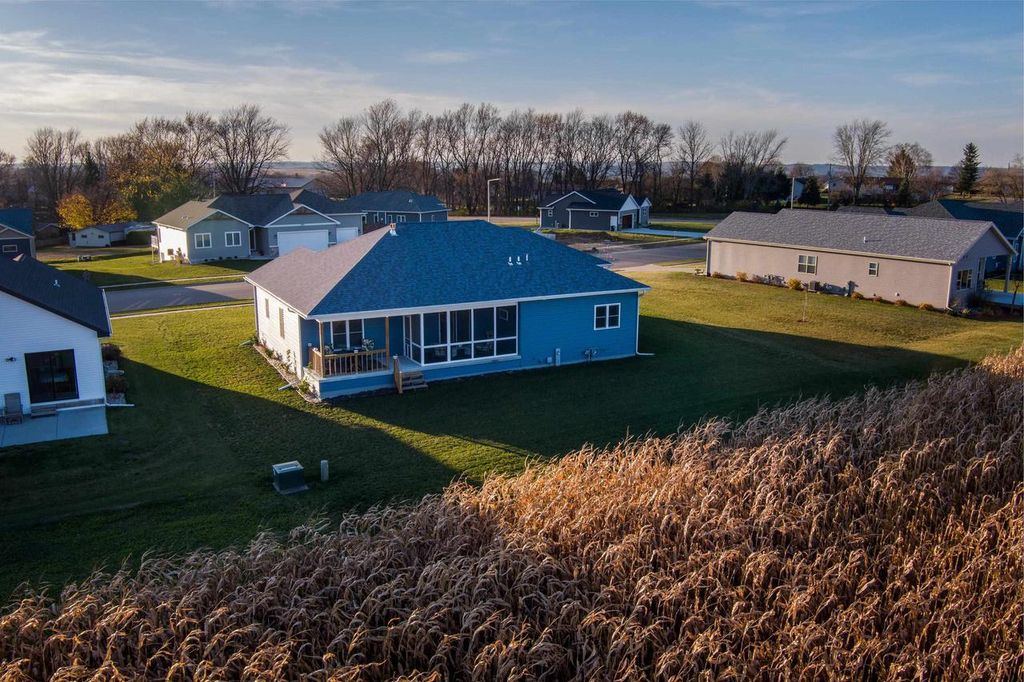 Photo of 2922 N 17th STREET, Milwaukee, WI 53206 (MLS # 1947065)