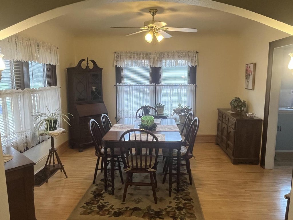Photo of 305 Victoria STREET, Green Bay, WI 54302 (MLS # 50332866)