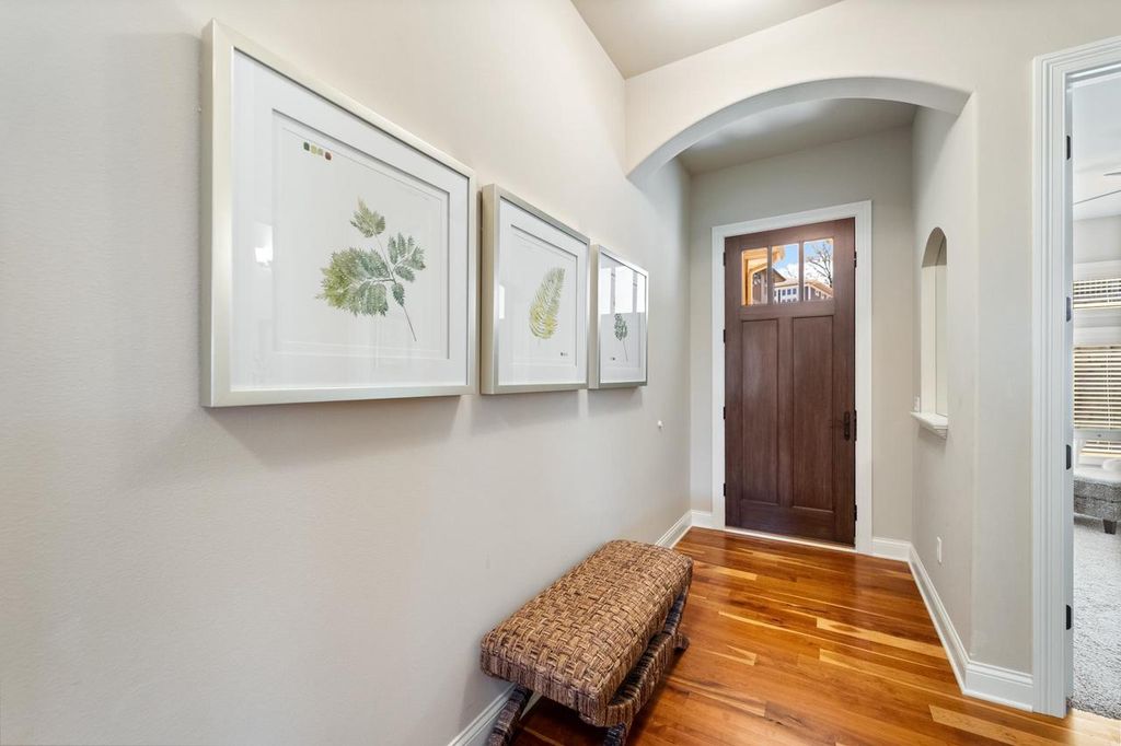 Photo of 6722 N Chickahauk TRAIL, Middleton, WI 53562 (MLS # 2022084)