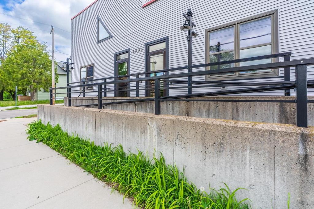 Photo of 1001 Union STREET, Stevens Point, WI 54481 (MLS # 22602235)