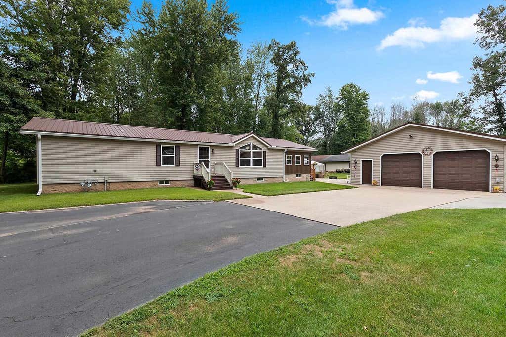 Photo of W4933 Woodland ROAD, Bonduel, WI 54107 (MLS # 50330548)