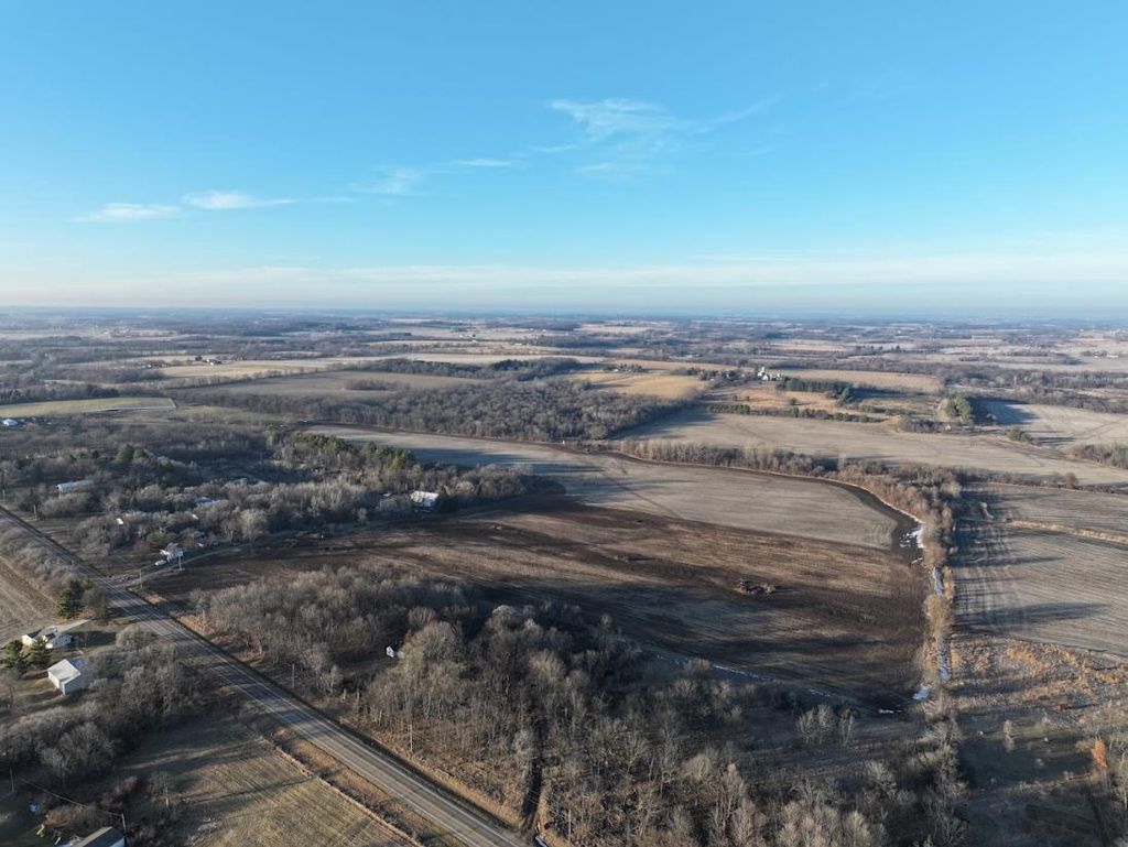 Photo of 123.5 M/L Acres State Road 81, Beloit, WI 53511 (MLS # 2014494)