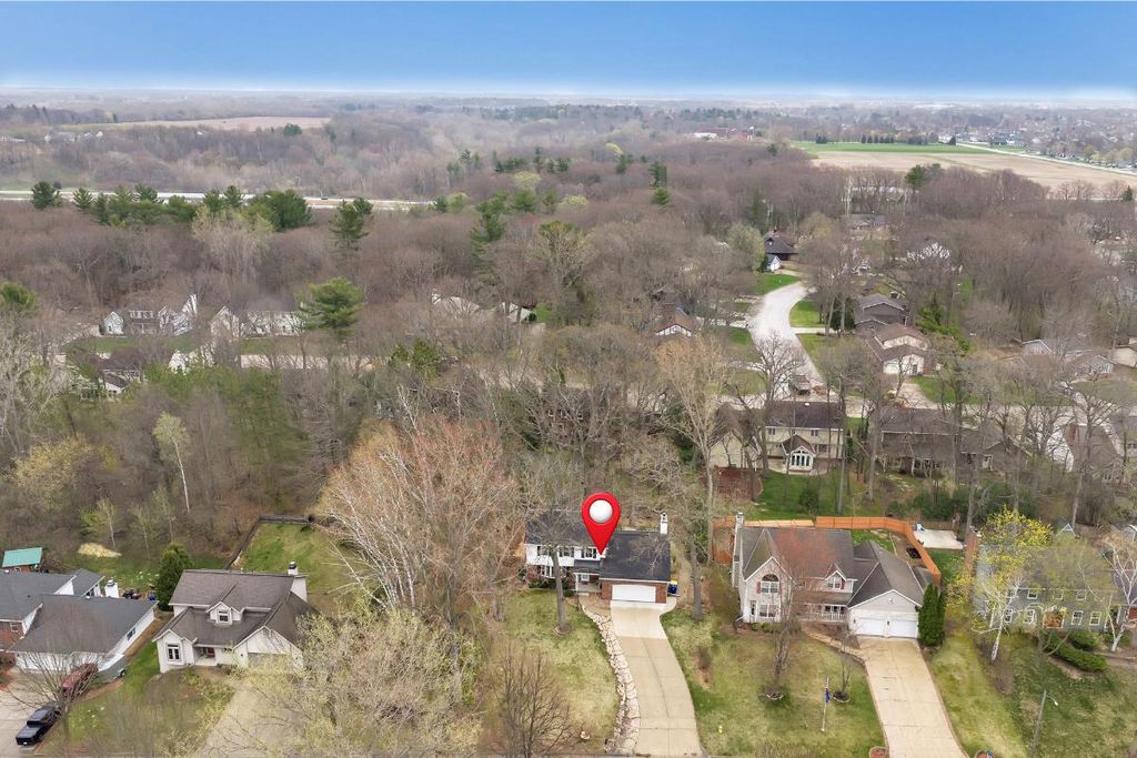 Photo of 305 Windward ROAD, Green Bay, WI 54302 (MLS # 50324581)