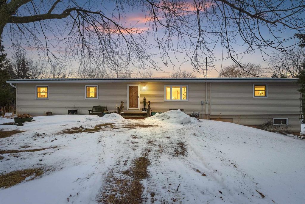 Photo of 7173 County Hwy Pp, Greenleaf, WI 54126 (MLS # 50319712)