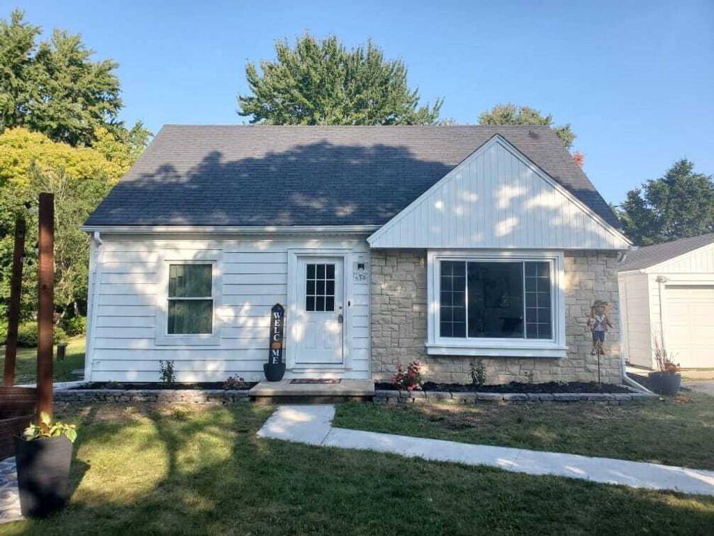 Photo of 550 N Riverside DRIVE, Saukville, WI 53080 (MLS # 1936204)
