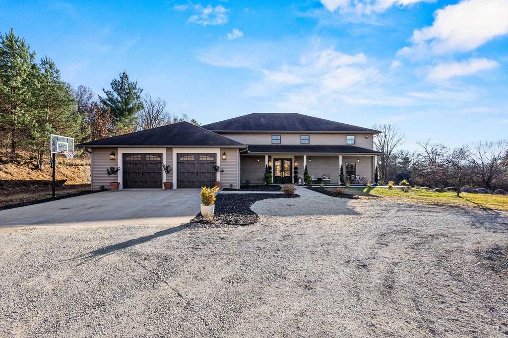 Photo of W11647 Akron AVENUE, Plainfield, WI 54966 (MLS # 22600829)