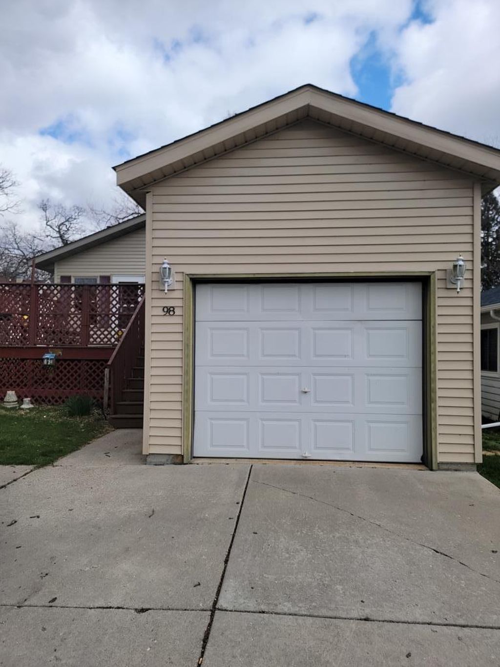 Photo of 98 Lakeview AVENUE, Edgerton, WI 53534 (MLS # 2019520)