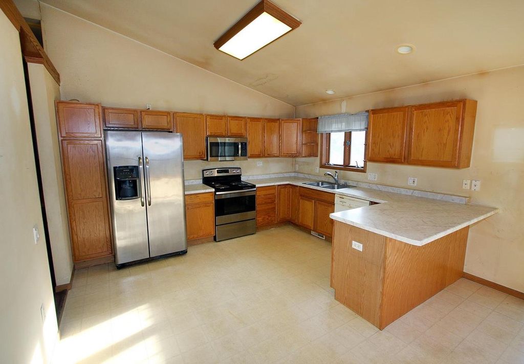 Photo of 2118 Shafer DRIVE, Fitchburg, WI 53711 (MLS # 2019300)