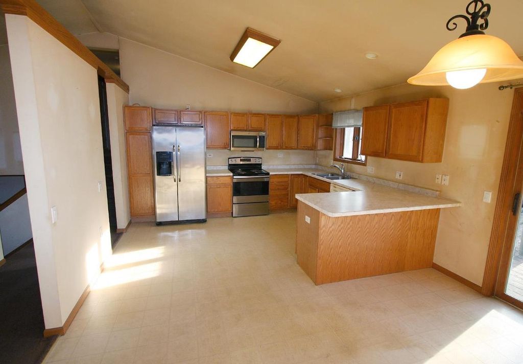 Photo of 2118 Shafer DRIVE, Fitchburg, WI 53711 (MLS # 2019300)