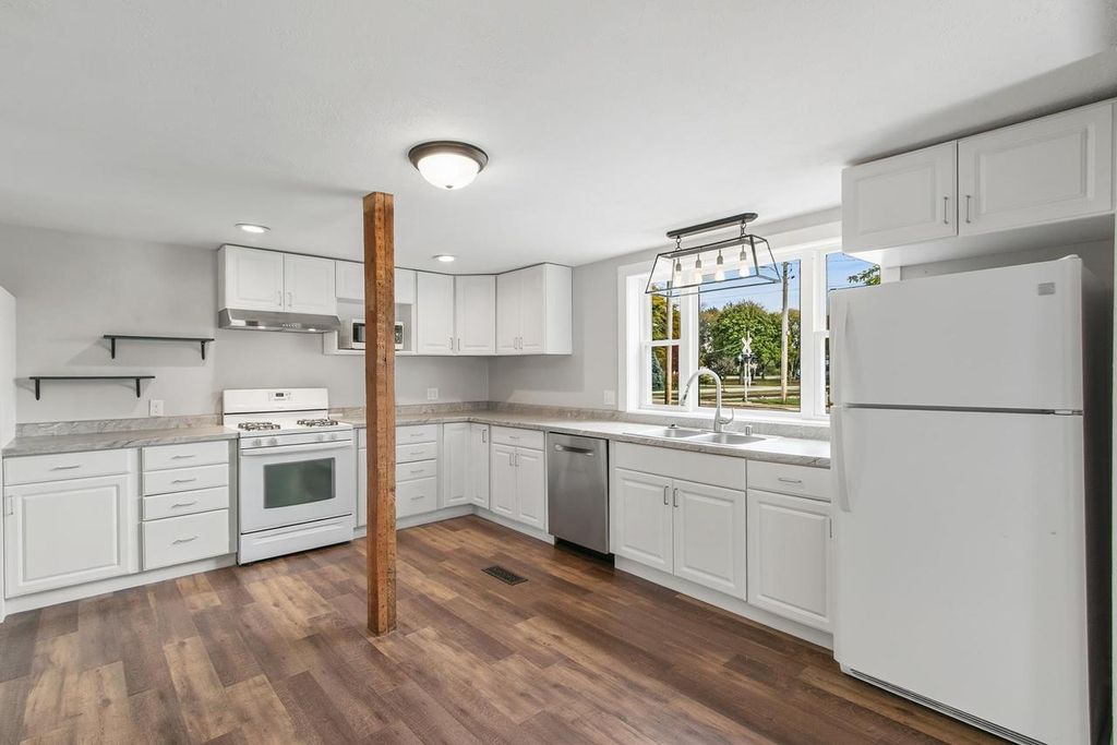 Photo of 107 Parkview DRIVE, Milton, WI 53563 (MLS # 2011433)