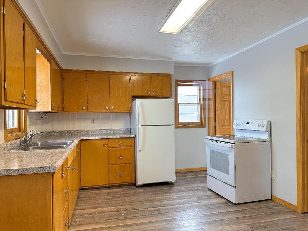 Photo of 752 Franklin STREET, Oshkosh, WI 54901 (MLS # 50319069)