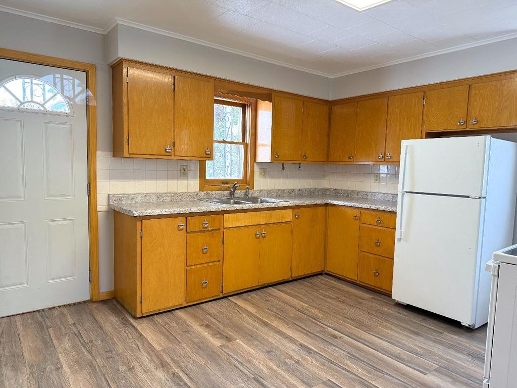 Photo of 752 Franklin STREET, Oshkosh, WI 54901 (MLS # 50319069)